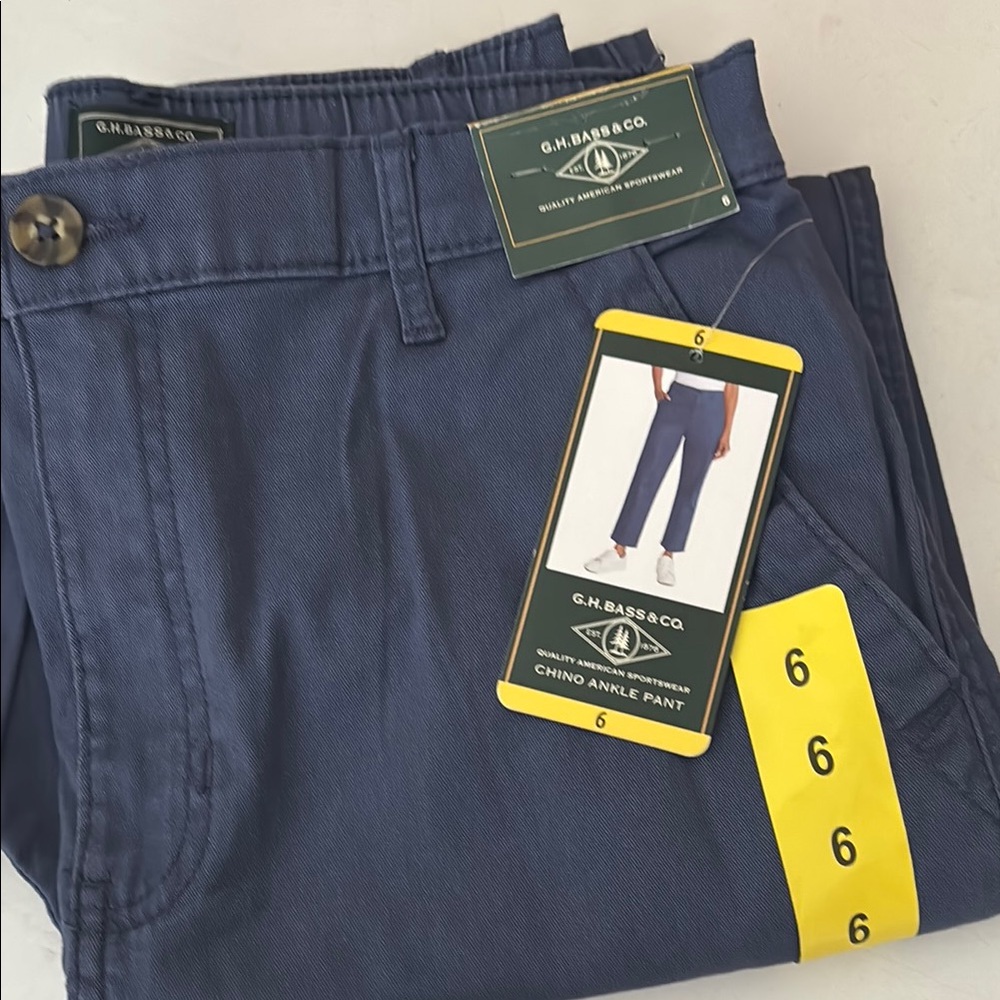 G.H. Bass & Co. Women's Navy Chino Ankle Pants size 6 NWT